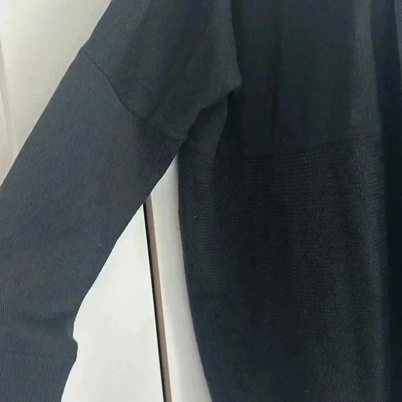 Lululemon Merino Wool Open Front Cardigan Sweater Slit Back size 10 - Picture 3 of 8